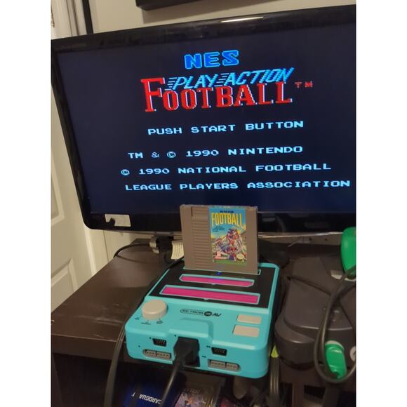 NES PLAY ACTION FOOTBALL - Nintendo NES Compete In Box Test - Picture 11 of 12